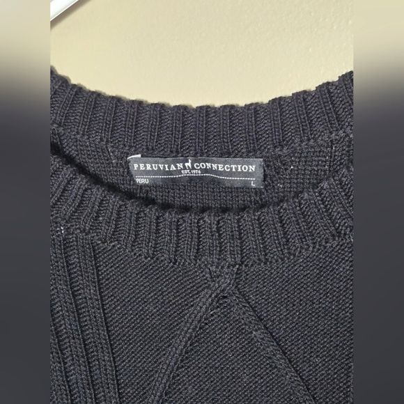 Women's Peruvian Connection Black Preppy Long Sleeve Sweater, Size Large - Picture 2 of 2